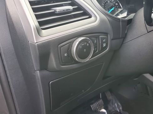 Used 2024 Ford Edge SEL w/ Convenience Package image 12