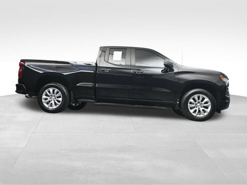 Used 2025 Chevrolet Silverado 1500 Custom RWD image 28