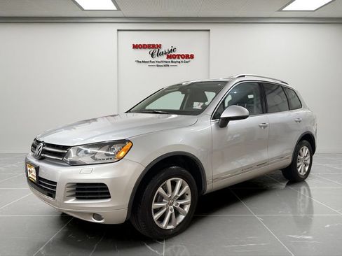 Used 2014 Volkswagen Touareg Sport AWD/4WD image 1