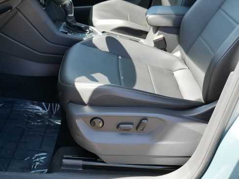 Used 2019 Volkswagen Tiguan SEL AWD/4WD image 13