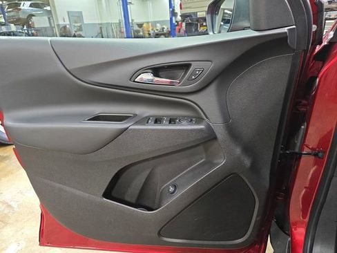 Used 2024 Chevrolet Equinox LT w/ LPO, Floor Liner Package AWD/4WD image 29