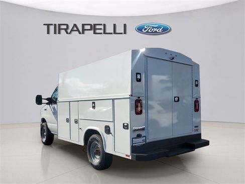New 2026 Ford E-350 and Econoline 350 Super Duty w/ Power Equipment Group image 3
