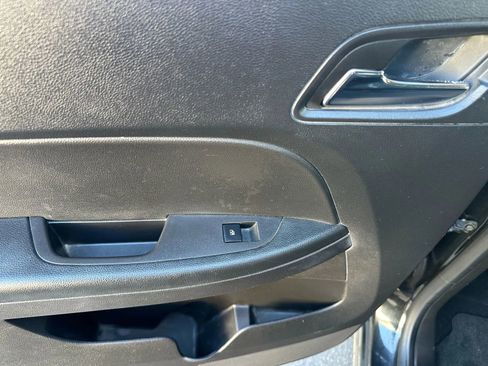 Used 2012 Chevrolet Equinox LT w/ Driver Convenience Package image 36