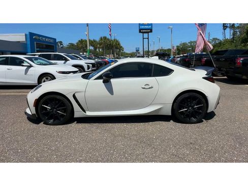 Used 2025 Toyota GR86 Premium image 5