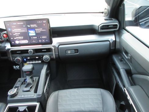 Used 2026 Toyota 4Runner TRD Sport Premium AWD/4WD image 17