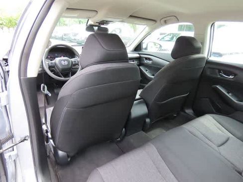 Used 2023 Honda Accord LX image 13