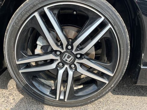Used 2017 Honda Accord Sport Special Edition image 11