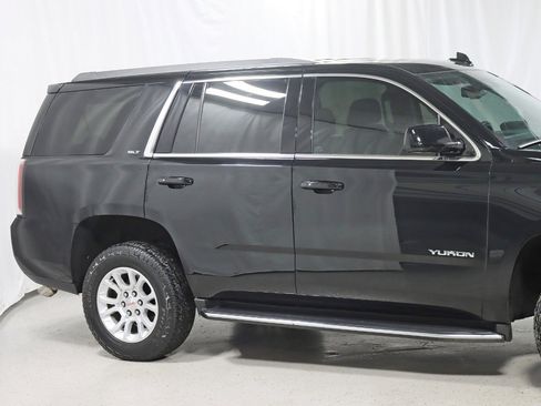 Used 2020 GMC Yukon SLT w/ Open Road Package image 3