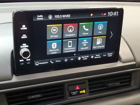 Used 2023 Honda Pilot Elite image 6