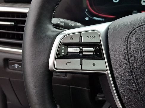 Used 2024 Kia Telluride EX image 24