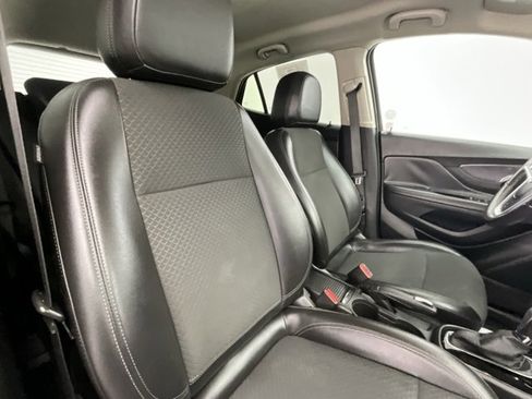 Used 2022 Buick Encore Preferred image 13