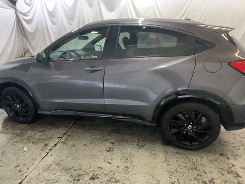Used 2021 Honda HR-V Sport image 12