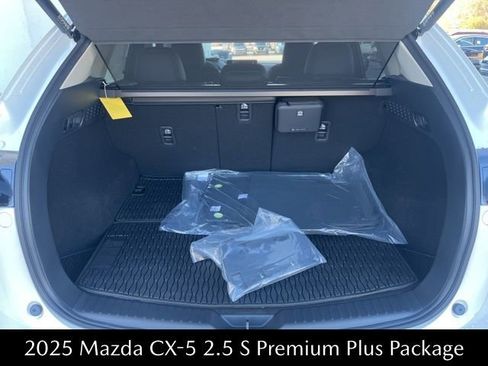 New 2025 MAZDA CX-5 AWD 2.5 S w/ Premium Plus Pkg image 25