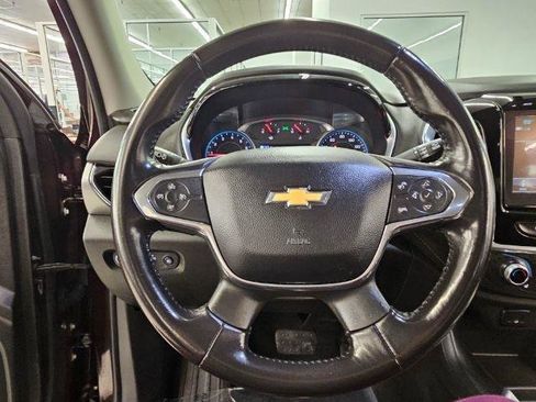 Used 2019 Chevrolet Traverse LT FWD image 9