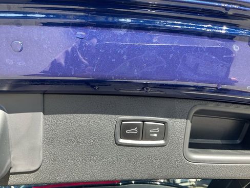 Used 2022 Porsche Macan image 10