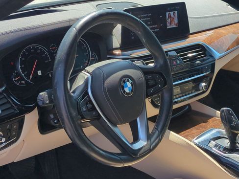 Used 2018 BMW 530i image 17