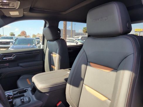 New 2026 GMC Sierra 1500 AT4 w/ AT4 Premium Package image 10