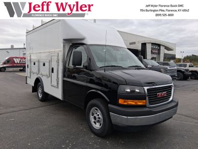 New 2025 GMC Savana 3500 w/ Power Convenience Package
