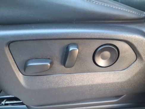 Used 2024 GMC Sierra 1500 SLT w/ SLT Premium Plus Package image 22