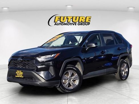 Certified 2024 Toyota RAV4 XLE FWD image 10