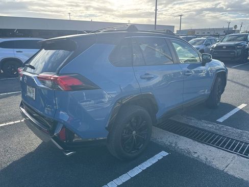 Used 2022 Toyota RAV4 XSE AWD/4WD image 7