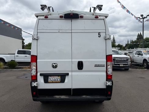 Used 2023 RAM ProMaster 3500 FWD image 8