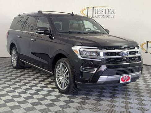Used 2024 Ford Expedition Max Limited AWD/4WD image 2