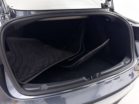Used 2019 Tesla Model 3 Mid Range RWD image 34