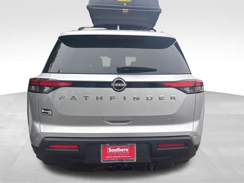 Used 2022 Nissan Pathfinder SV w/ SV Premium Package image 22