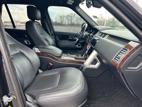 Used 2019 Land Rover Range Rover HSE AWD/4WD image 14