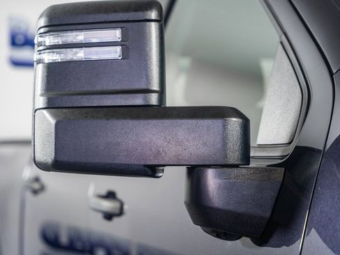 Used 2024 Chevrolet Silverado 2500 Custom w/ Custom Convenience Package image 18