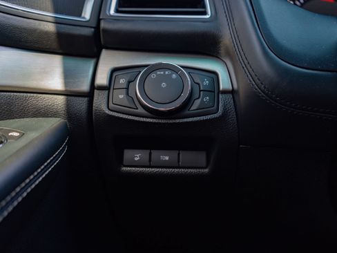 Used 2019 Ford Explorer Platinum AWD/4WD image 19