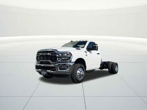 New 2026 RAM 3500 Tradesman w/ Chrome Appearance Group image 3