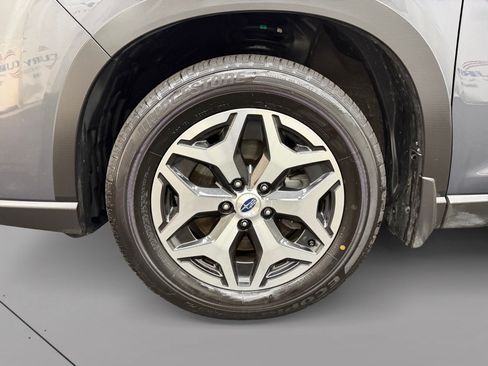 Certified 2023 Subaru Forester Premium AWD/4WD image 14