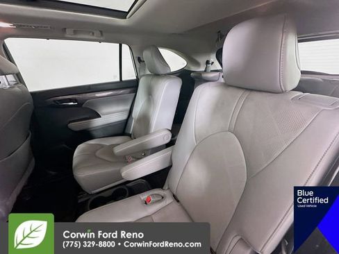 Used 2023 Toyota Highlander Platinum AWD/4WD image 28