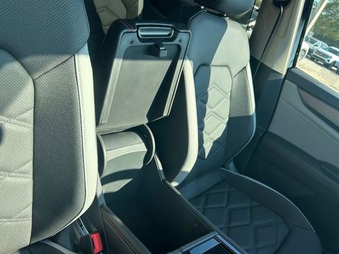 New 2026 Volkswagen Atlas Peak Edition image 31