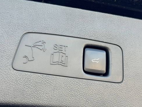 Used 2022 Lincoln Corsair AWD w/ Premium Package image 35