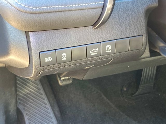 Used 2023 Toyota Camry SE FWD image 15