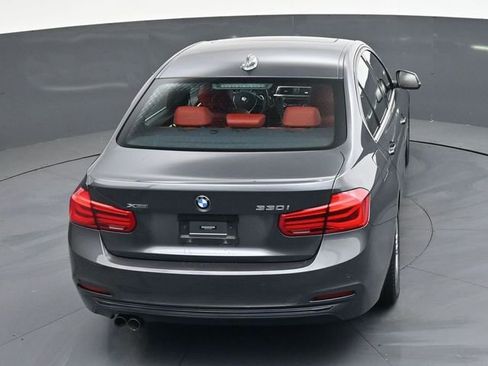 Used 2018 BMW 330i xDrive Sedan w/ Convenience Package AWD/4WD image 27