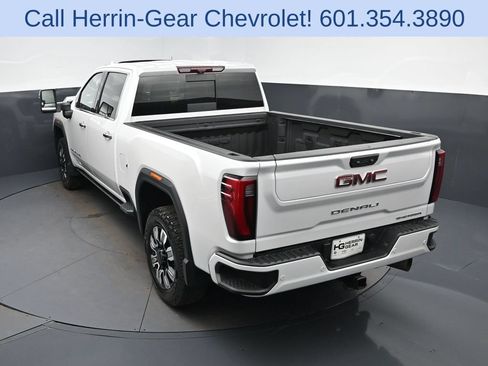 Used 2024 GMC Sierra 2500 Denali w/ Denali Reserve Package AWD/4WD image 35