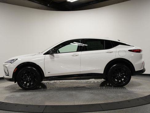 New 2026 Buick Envista Sport Touring image 4