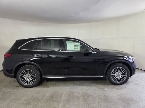 New 2027 Mercedes-Benz GLC 300 image 3