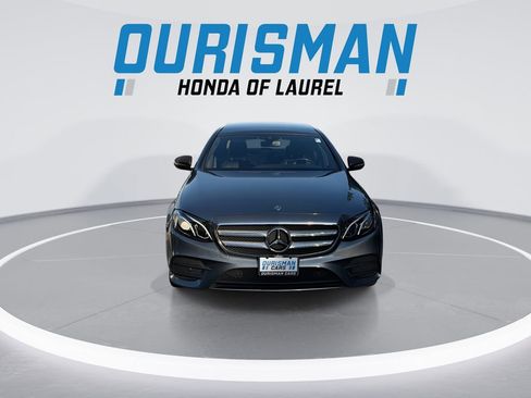 Used 2018 Mercedes-Benz E 300 4MATIC w/ Premium 1 Package image 3