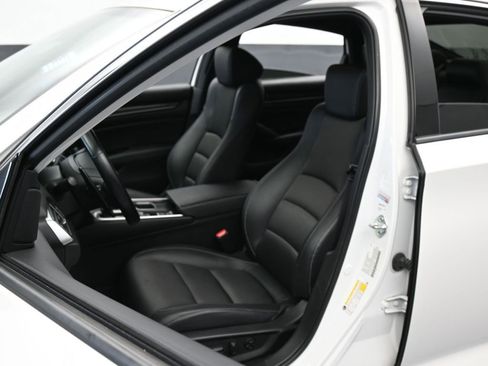 Used 2022 Honda Accord Sport image 10