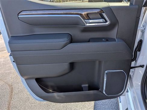 New 2026 GMC Sierra 1500 SLE w/ Preferred Package image 26