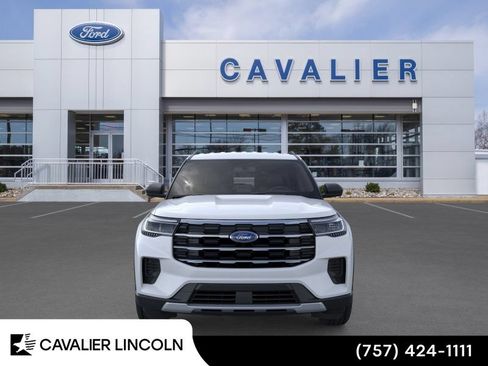 Used 2026 Ford Explorer Active AWD/4WD image 6