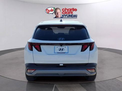 New 2026 Hyundai Tucson SE FWD image 4