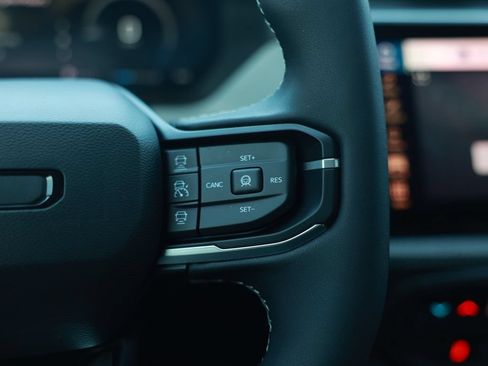 New 2026 Jeep Cherokee Laredo AWD/4WD image 19