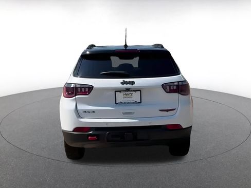 Used 2025 Jeep Compass Trailhawk w/ Trailer Tow Group image 12