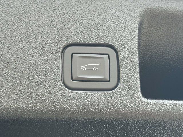 Used 2024 Chevrolet Equinox EV LT FWD image 14